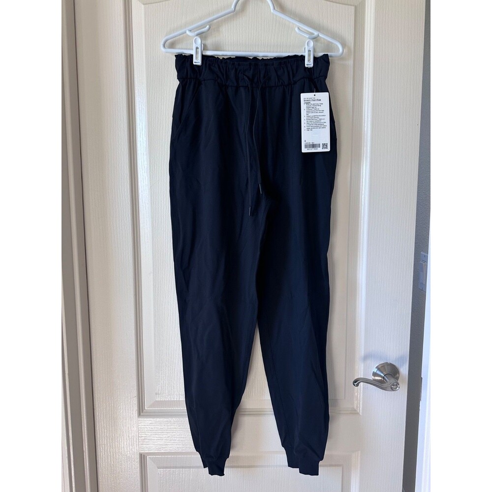 NWT Lululemon Stretch High Rise Jogger Black Size 6
